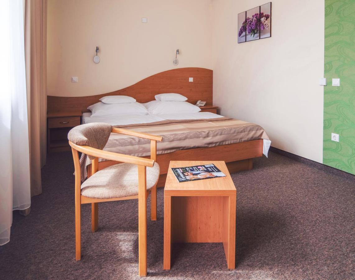 Granada Conference, Wellness And Sport Hotel Kecskemét Extérieur photo