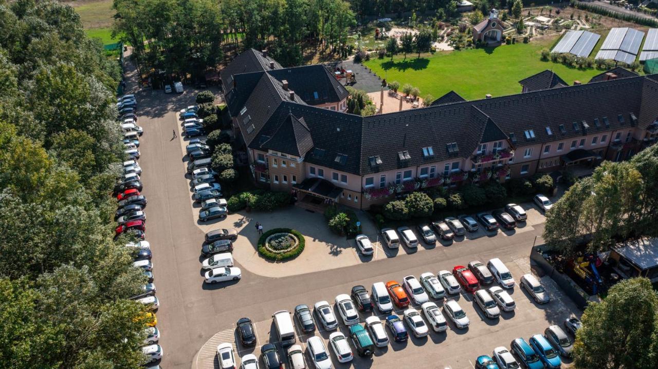 Granada Conference, Wellness And Sport Hotel Kecskemét Extérieur photo