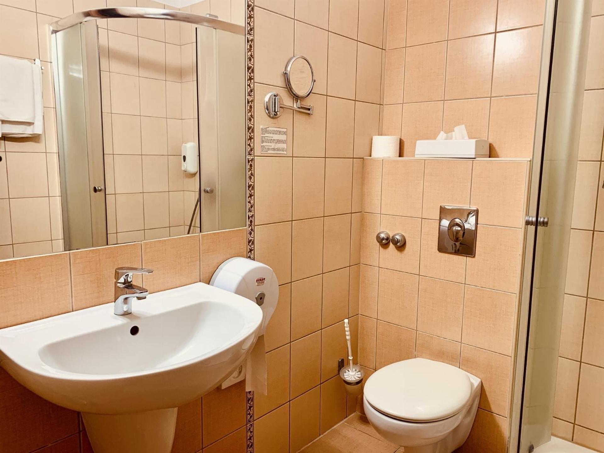 Granada Conference, Wellness And Sport Hotel Kecskemét Extérieur photo